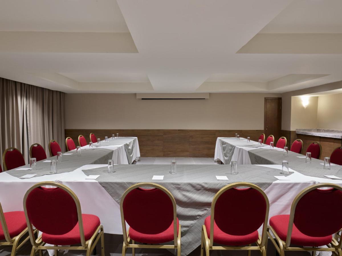 Fiesta Inn Villahermosa Cencali Exteriör bild