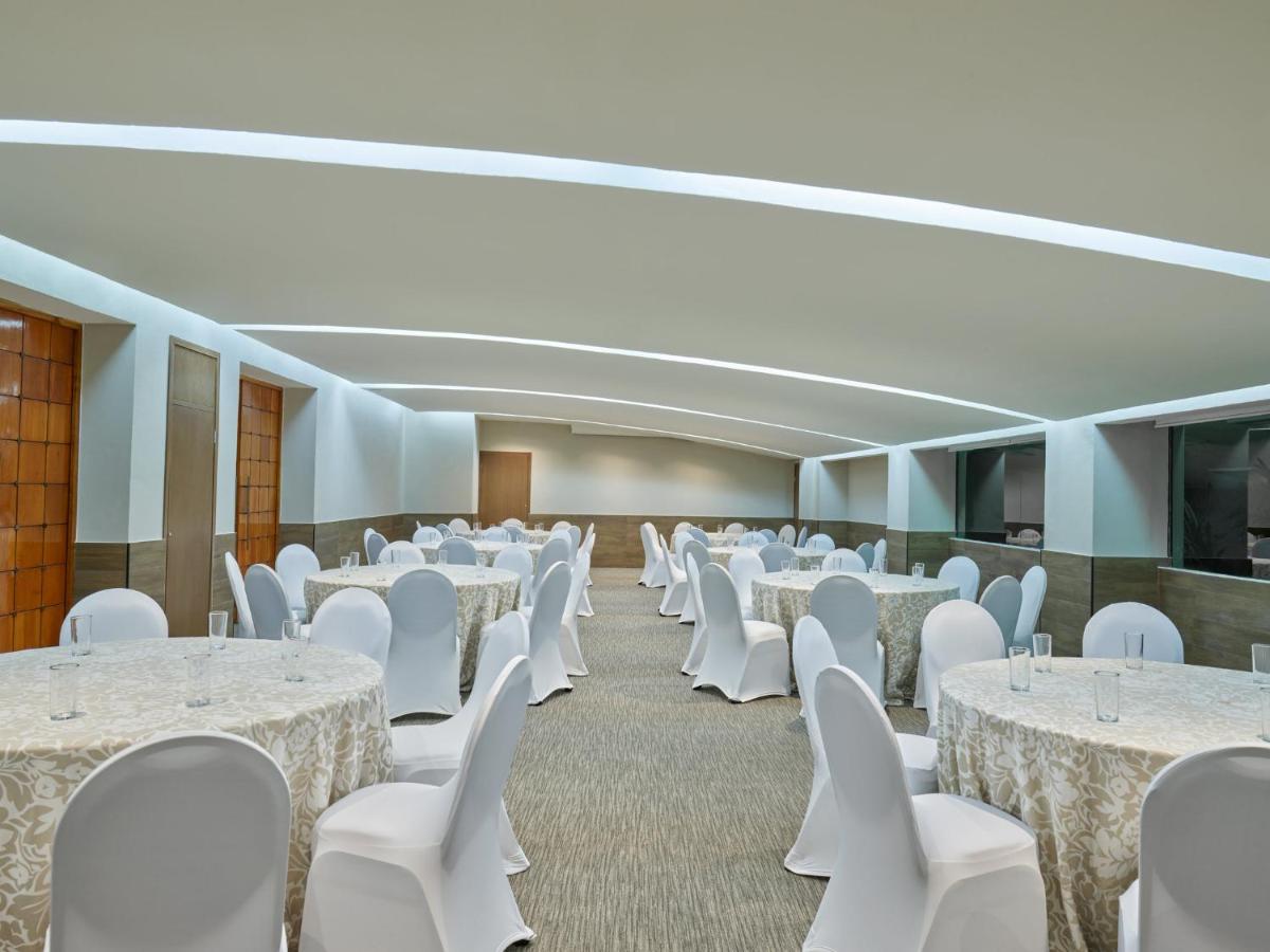 Fiesta Inn Villahermosa Cencali Exteriör bild
