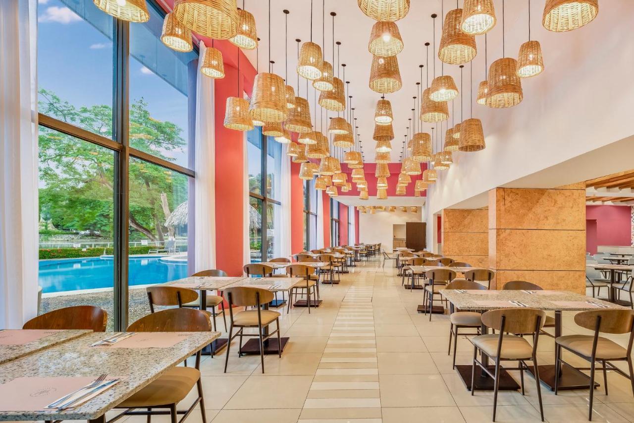 Fiesta Inn Villahermosa Cencali Exteriör bild