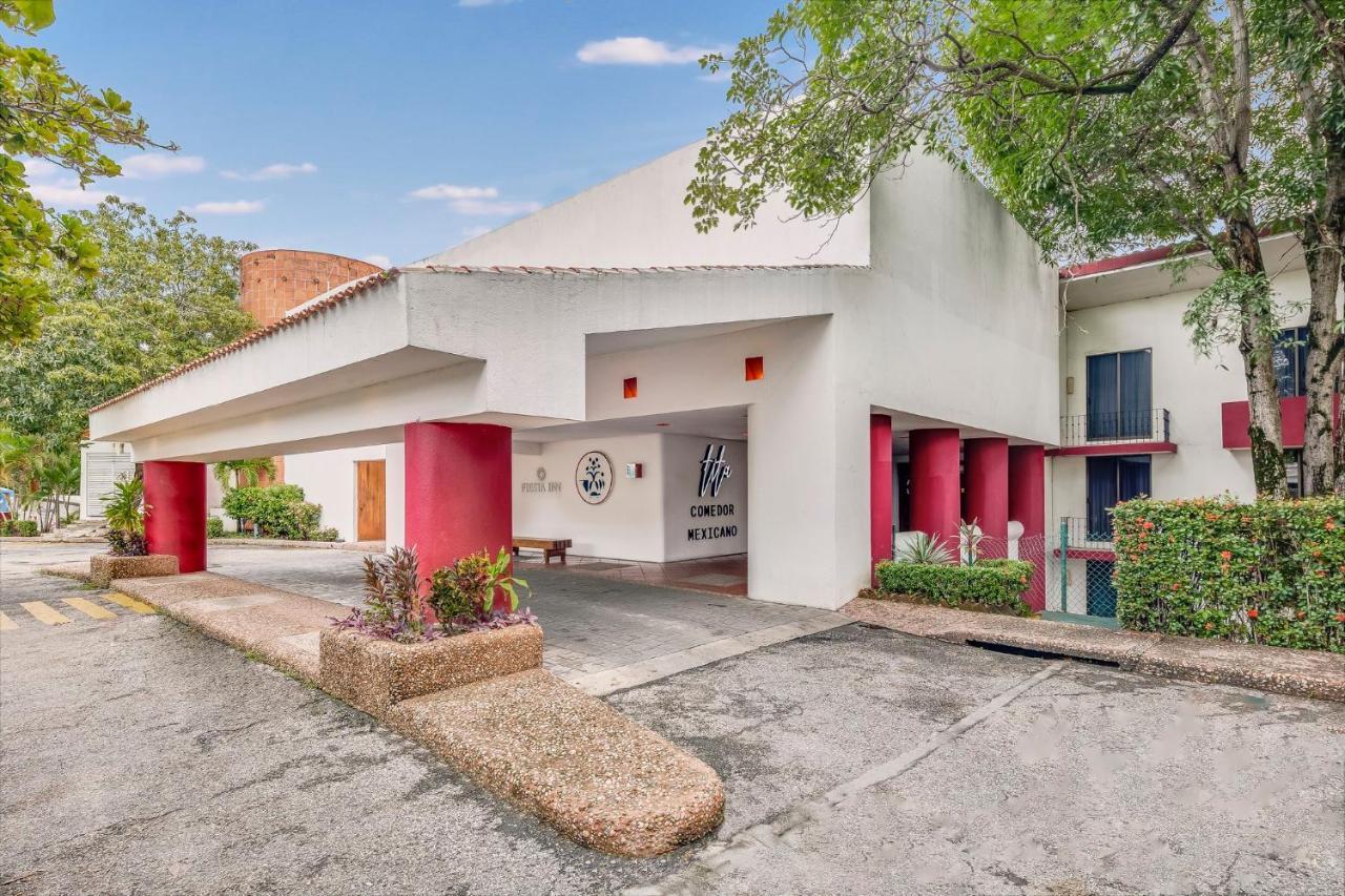 Fiesta Inn Villahermosa Cencali Exteriör bild