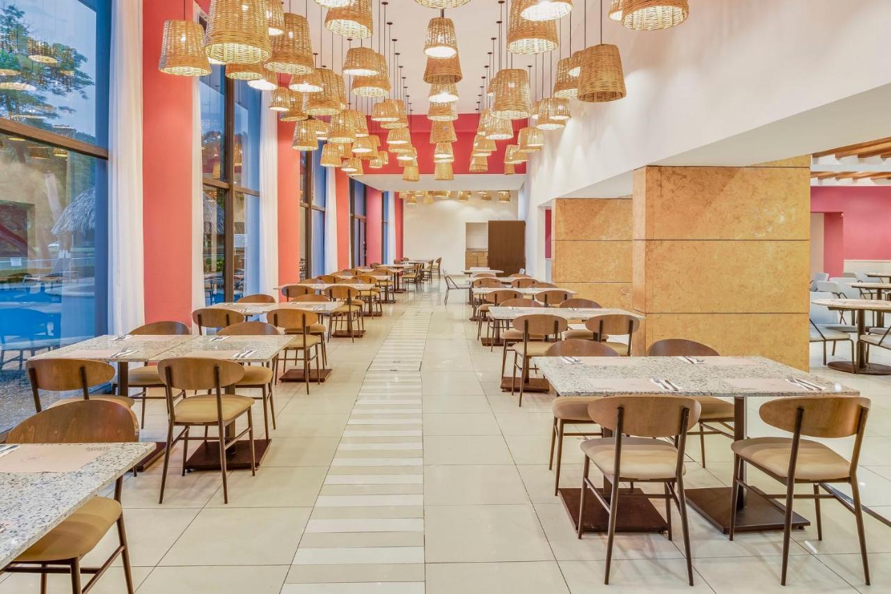 Fiesta Inn Villahermosa Cencali Exteriör bild