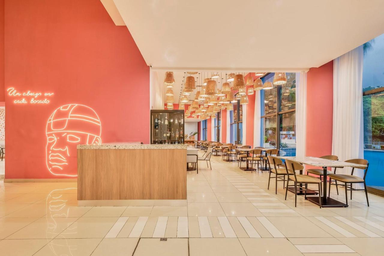 Fiesta Inn Villahermosa Cencali Exteriör bild
