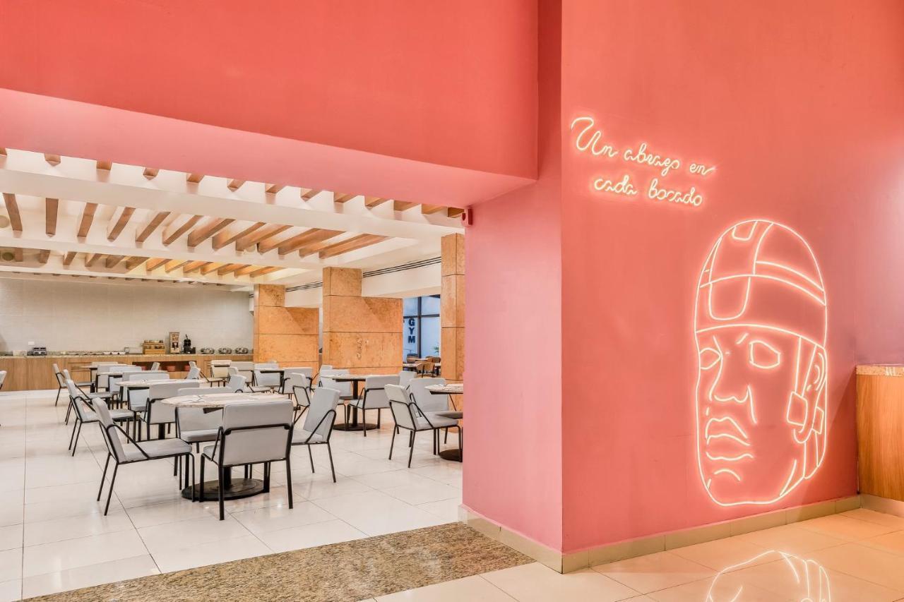 Fiesta Inn Villahermosa Cencali Exteriör bild