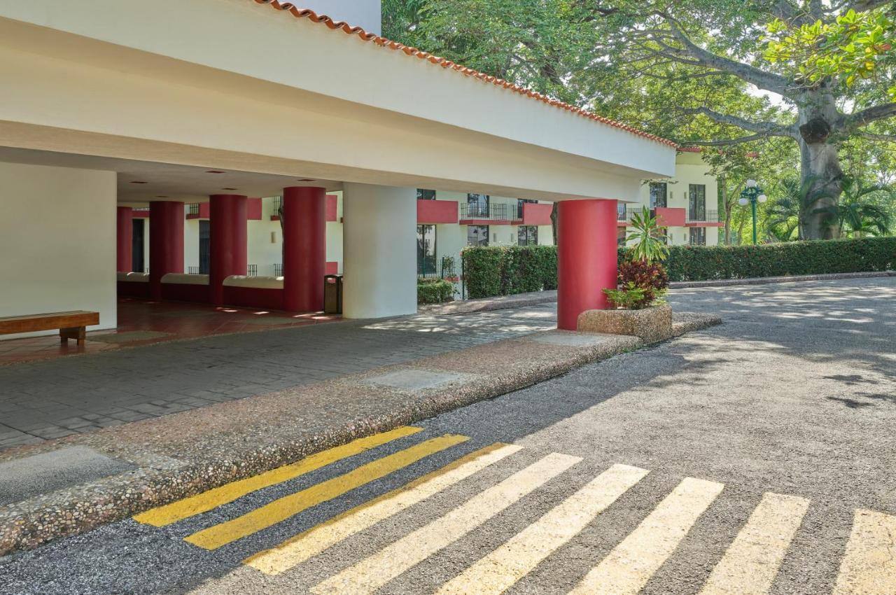 Fiesta Inn Villahermosa Cencali Exteriör bild